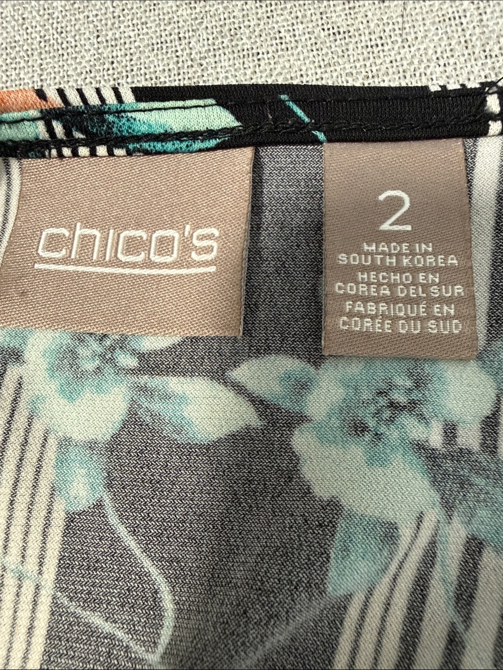 Chico's Black and Teal Floral Tunic Size 2(L) - Picture 4 of 15